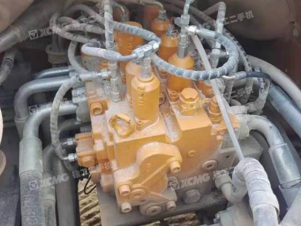 三一重工SY485履帶式挖掘機