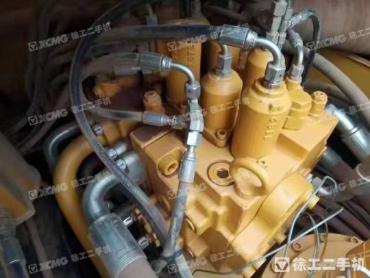 三一重工SY365履带式挖掘机