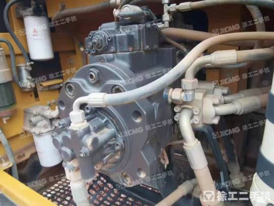 三一重工SY365履带式挖掘机