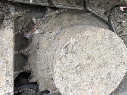 徐工XE200D履带式挖掘机