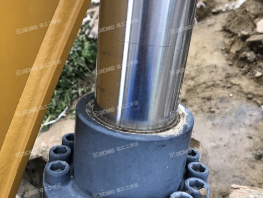 徐工XE200D履带式挖掘机