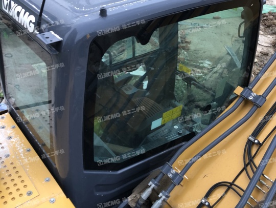 徐工XE200D履带式挖掘机