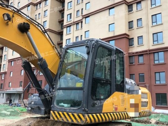 徐工XE200D履带式挖掘机