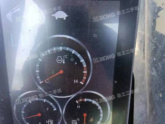 徐工XE200D履帶式挖掘機