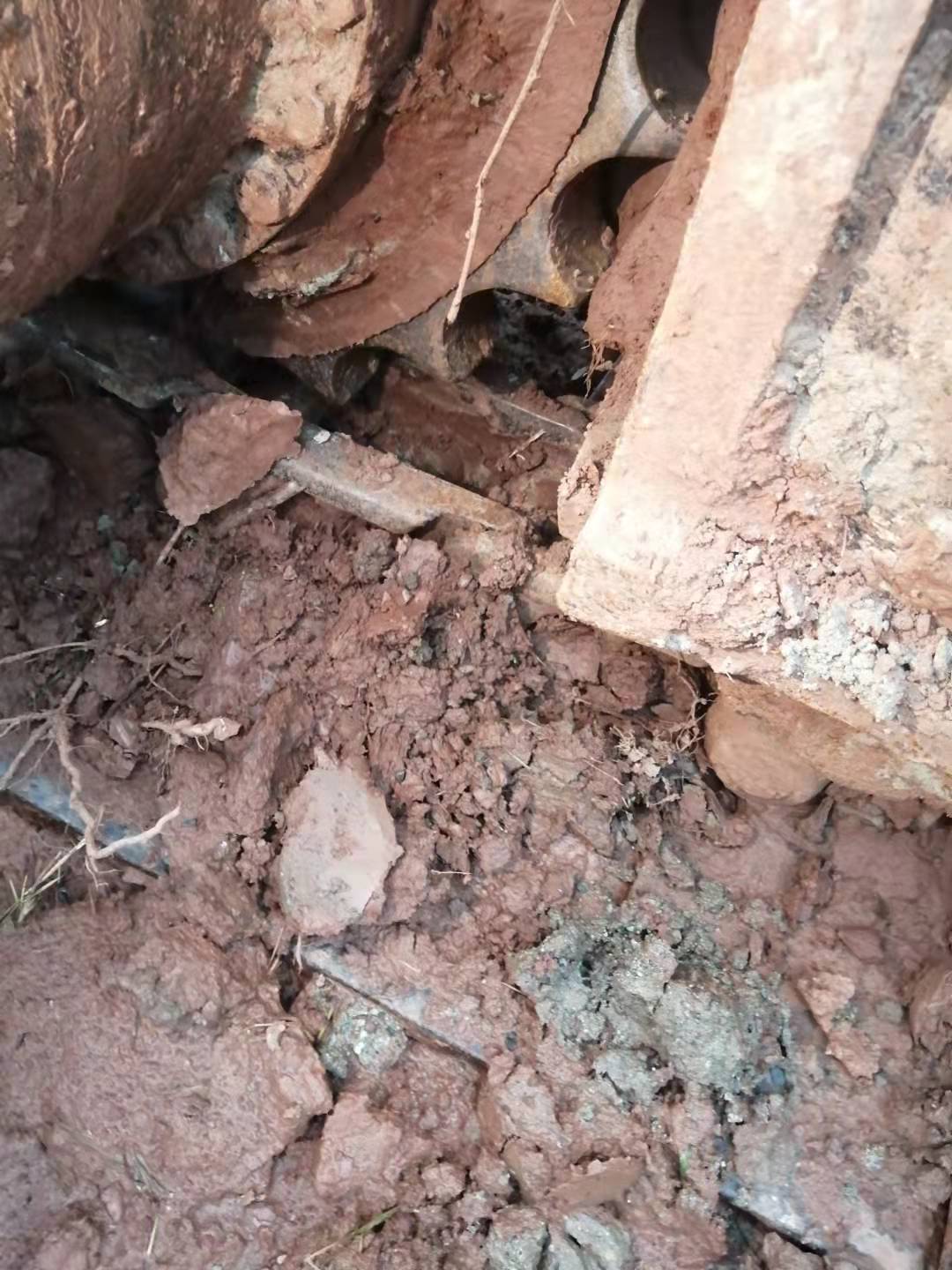 日立EX200履带式挖掘机