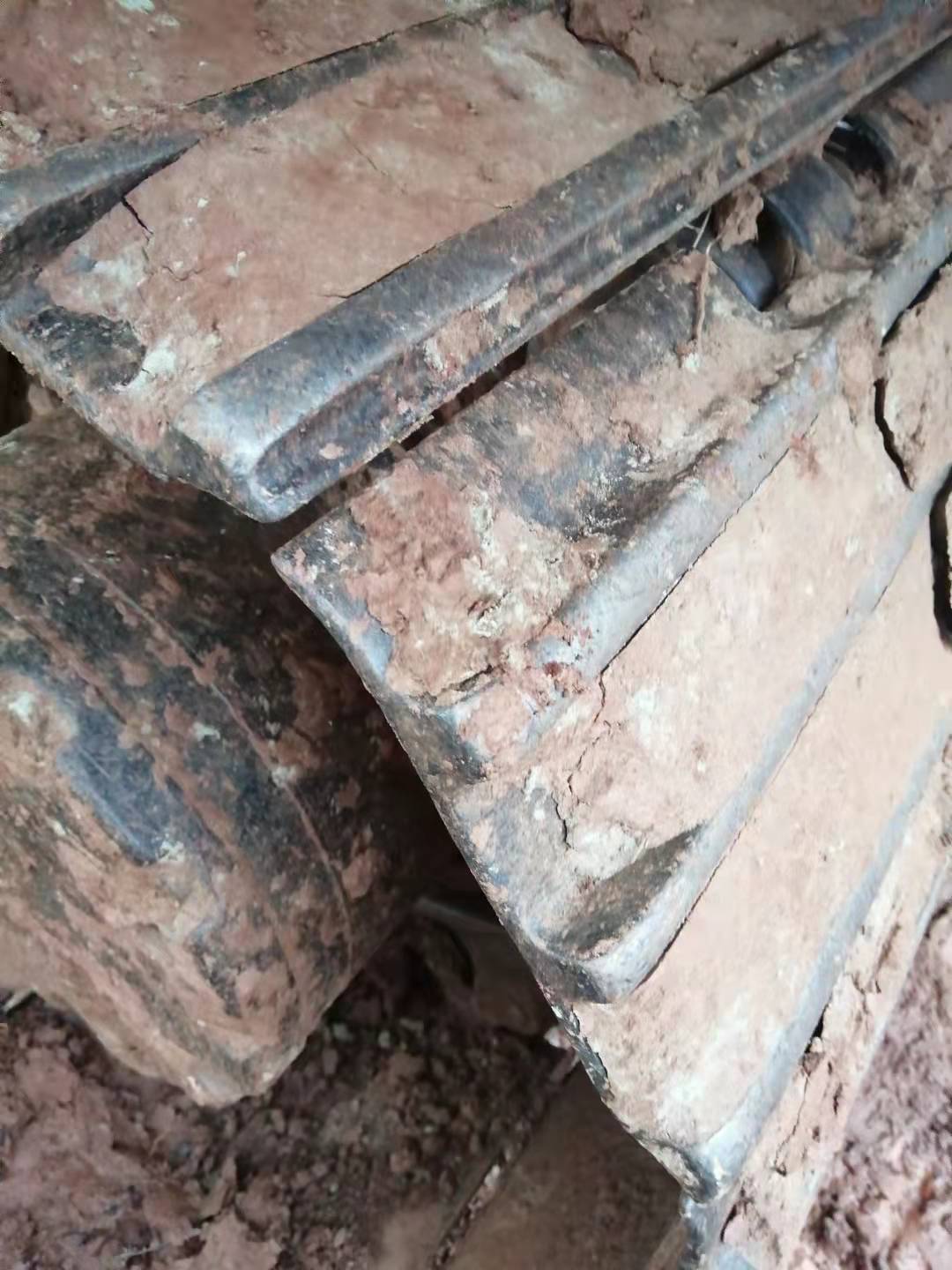 日立EX200履带式挖掘机