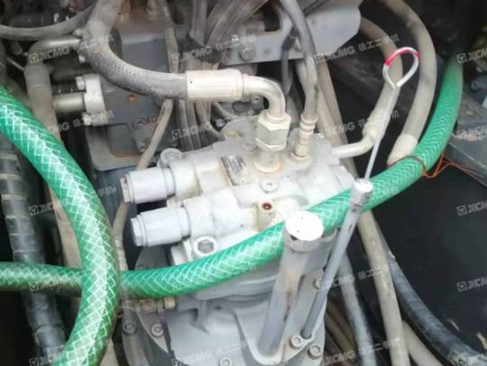 日立EX200履带式挖掘机