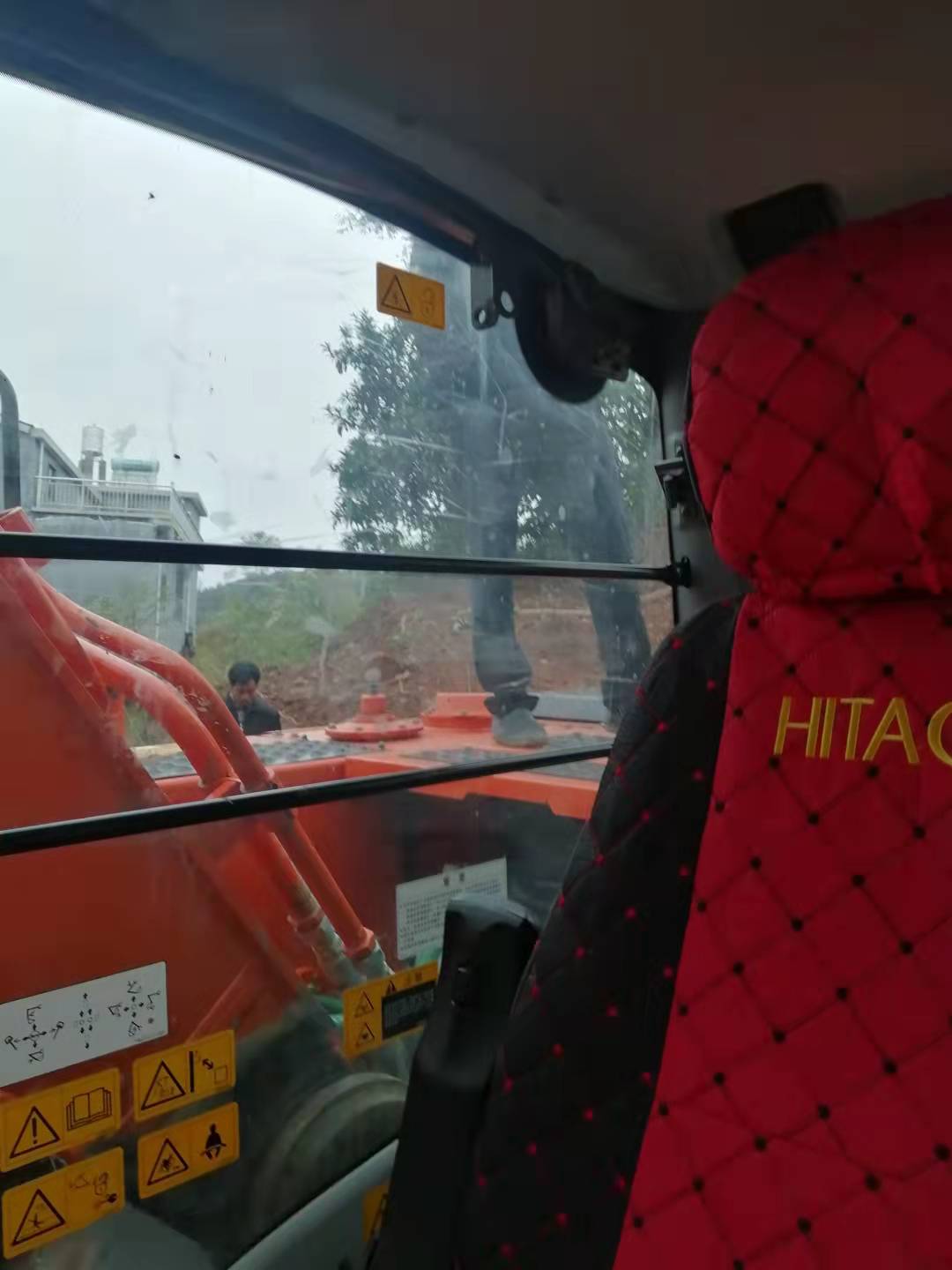 日立EX200履带式挖掘机