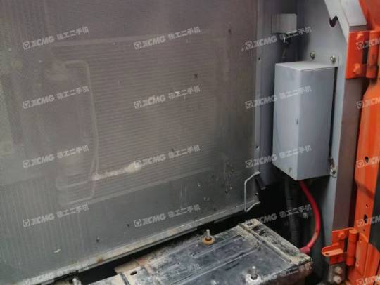 日立EX200履带式挖掘机