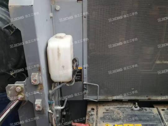 日立EX200履带式挖掘机