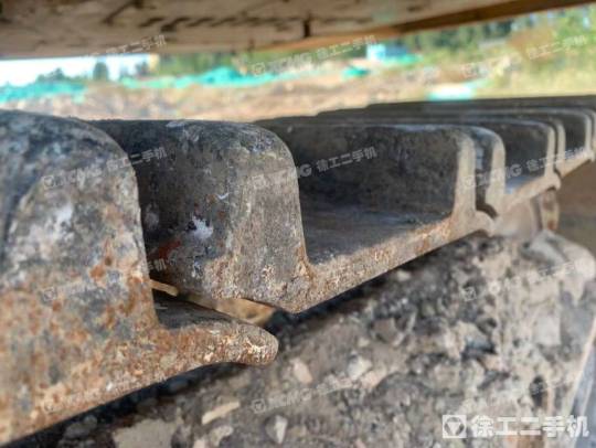 三一重工SY485履带式挖掘机