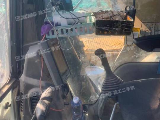 三一重工SY485履带式挖掘机