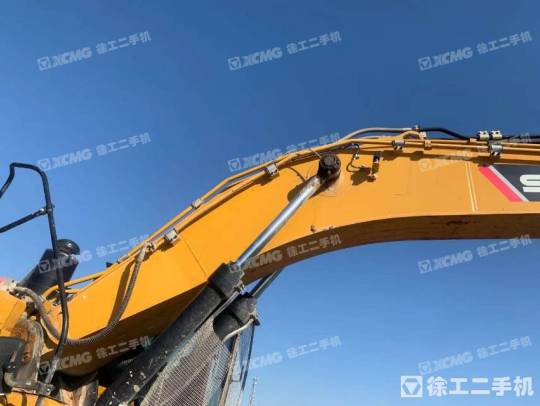 三一重工SY485履带式挖掘机