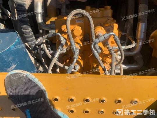 三一重工SY485履带式挖掘机