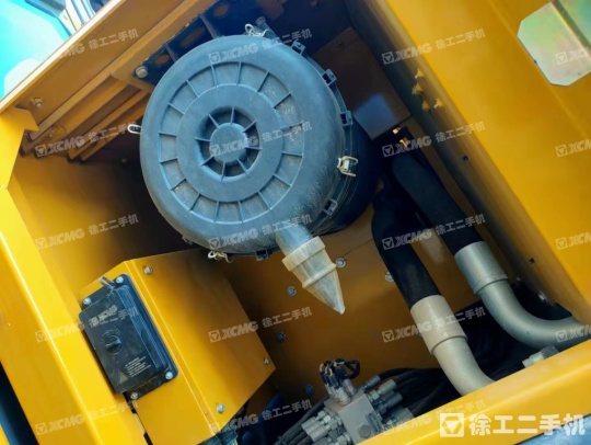 徐工XE215D履带式挖掘机