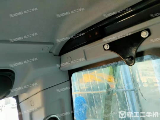 徐工XE215D履带式挖掘机