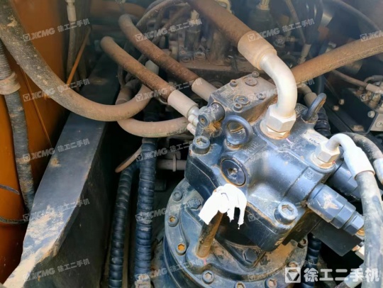 徐工XE215D履带式挖掘机