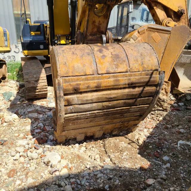 卡特彼勒330D履帶式挖掘機