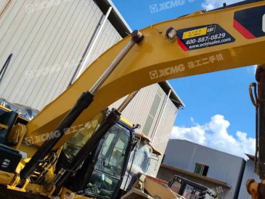 卡特彼勒330D履带式挖掘机