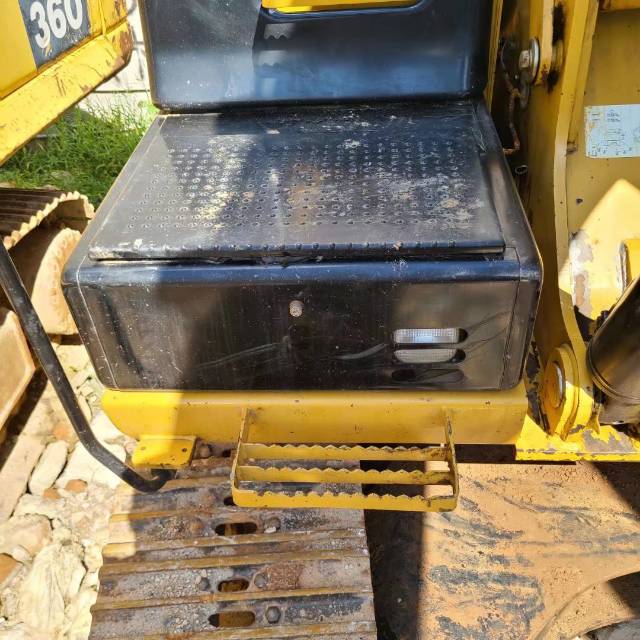 卡特彼勒330D履帶式挖掘機