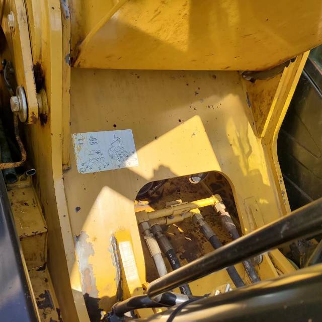 卡特彼勒330D履帶式挖掘機