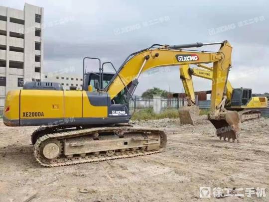徐工XE200D履带式挖掘机