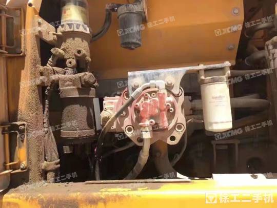 柳工CLG926履带式挖掘机