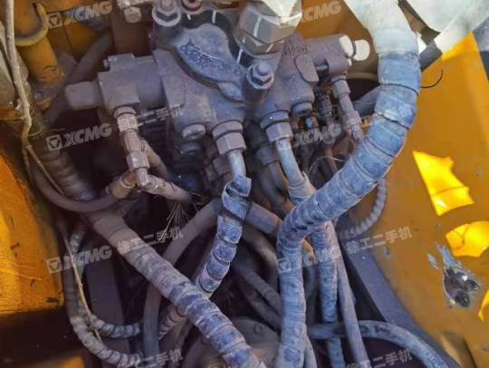 三一重工SY75履带式挖掘机