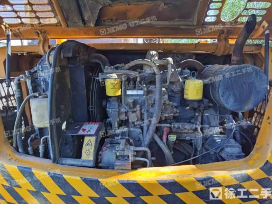 三一重工SY75履带式挖掘机