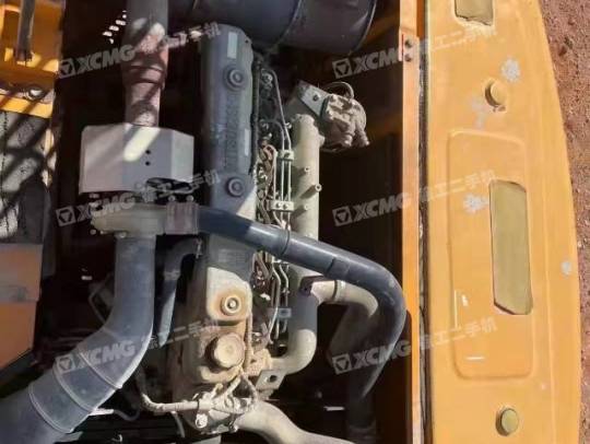 三一重工SY215履带式挖掘机