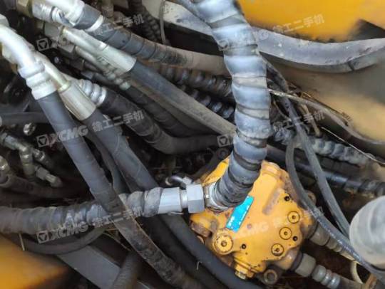 三一重工SY75履带式挖掘机