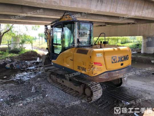 徐工XE75履带式挖掘机