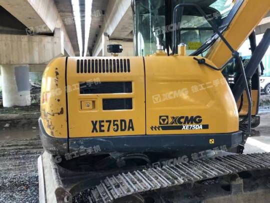 徐工XE75履带式挖掘机