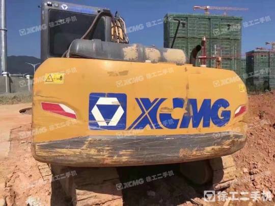 徐工XE135履带式挖掘机