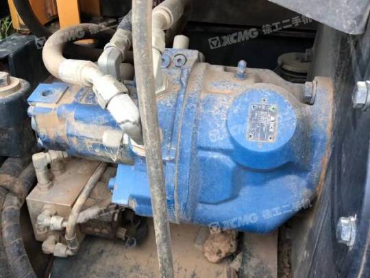 现代R60履带式挖掘机