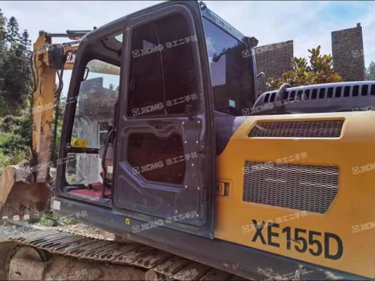 徐工XE200D履带式挖掘机