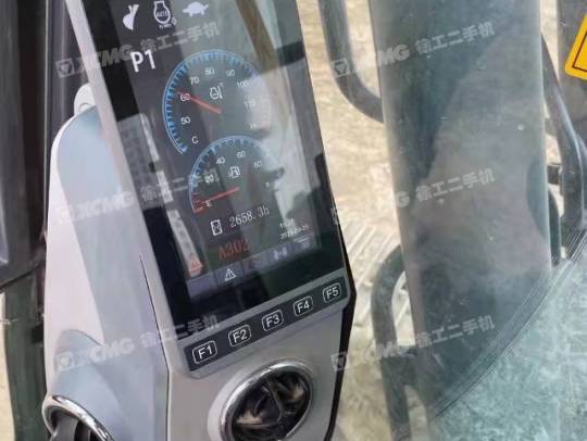 徐工XE200D履带式挖掘机