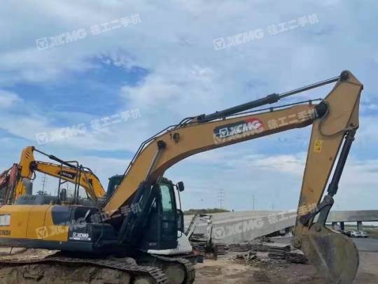 徐工XE200D履带式挖掘机
