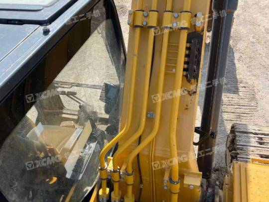 柳工CLG920E履带式挖掘机