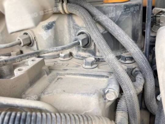 现代R60履带式挖掘机