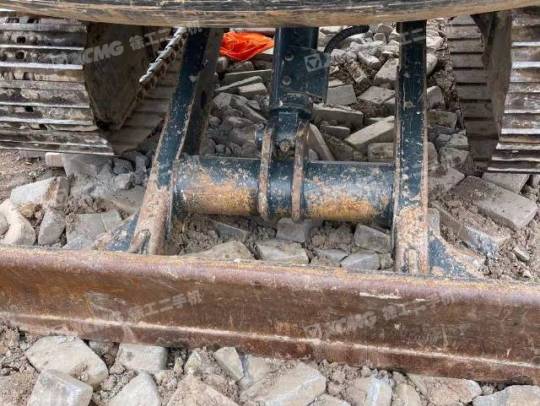 现代R60履带式挖掘机