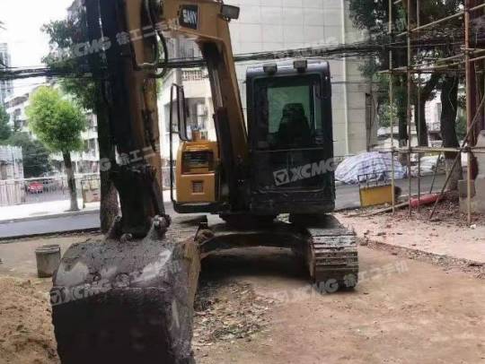 三一重工SY75履带式挖掘机