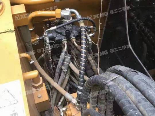 三一重工SY75履带式挖掘机