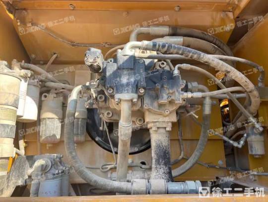 三一重工SY485履带式挖掘机