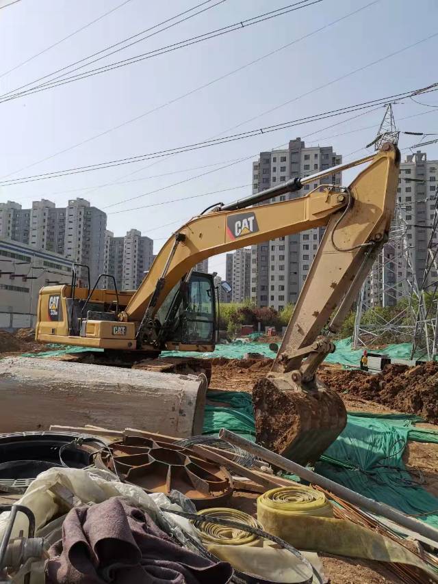 卡特彼勒320GC履帶式挖掘機