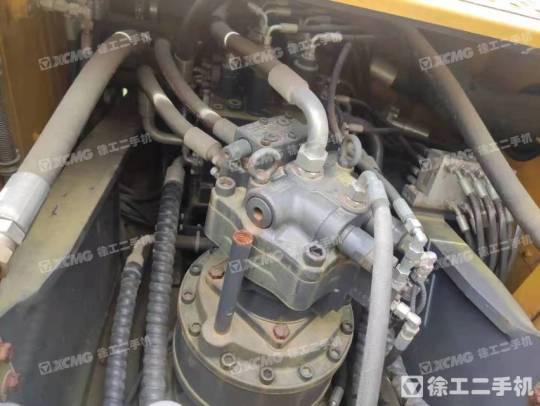 徐工XE215D履带式挖掘机