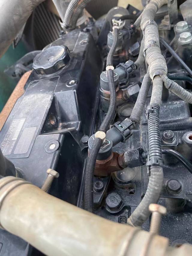 神鋼SK140履帶式挖掘機