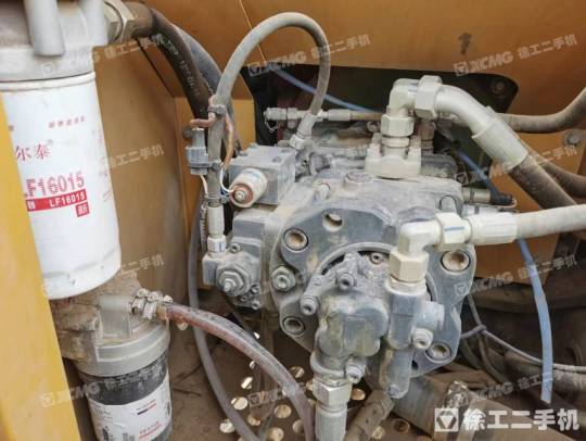 徐工XE135履带式挖掘机