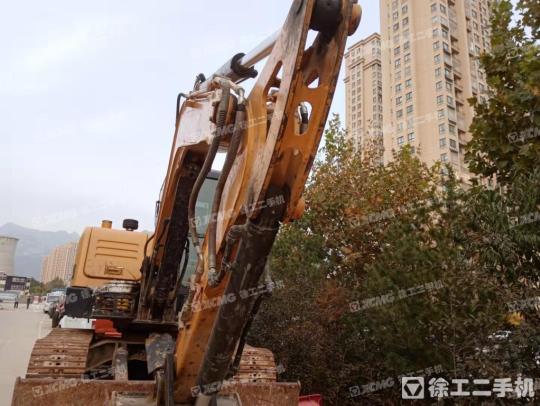 三一重工SY55履带式挖掘机