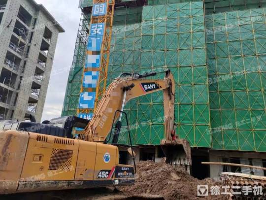 三一重工SY215履带式挖掘机